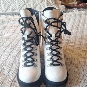 Jeffrey Campbell Black and White Lace-Up Boots 2" Heel Size 7M